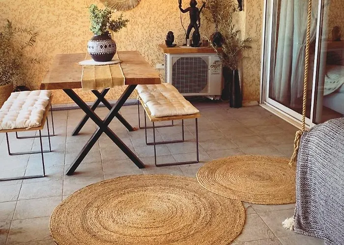 Appartement Bel Proche Aéroport *